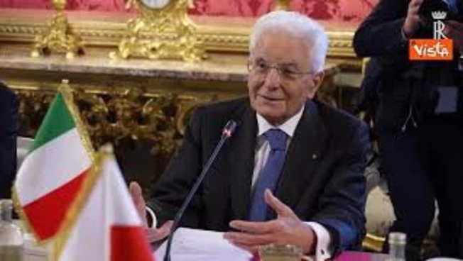 https://media.liberoquotidiano.it/wMtagWWyNVxCd5qbdHzYtXqdGMduomXQozd-wcYiEe8/width:800/quality:90/aW1hZ2VzLzIwMjUvMDkvMDUvMTQxODEyMzk3LWU3YjZmNzI0LTBlZGEtNGUzNC1hZDcwLTMyMzBkZmUxMmQ4ZS5qcGc.webp
