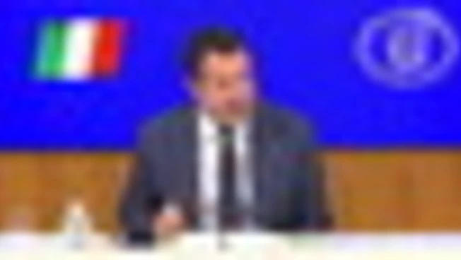 https://media.liberoquotidiano.it/wN1yPAKjAQOOf2XqF7K8X50cwPZu-lJUjHDl9bKY8wY/width:800/quality:90/aW1hZ2VzLzIwMjYvMDkvMjQvMTY1NDM4NTkwLWY5ZDZlNjQ5LWEzMWItNGZmZS05ODNkLTg4YmZlOGNkMmExMi5qcGc.webp