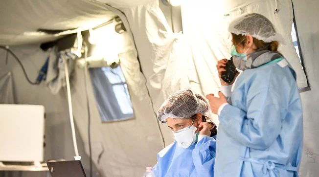Coronavirus, il dossier segreto in Gran Bretagna: "Durerà ancora un anno"
