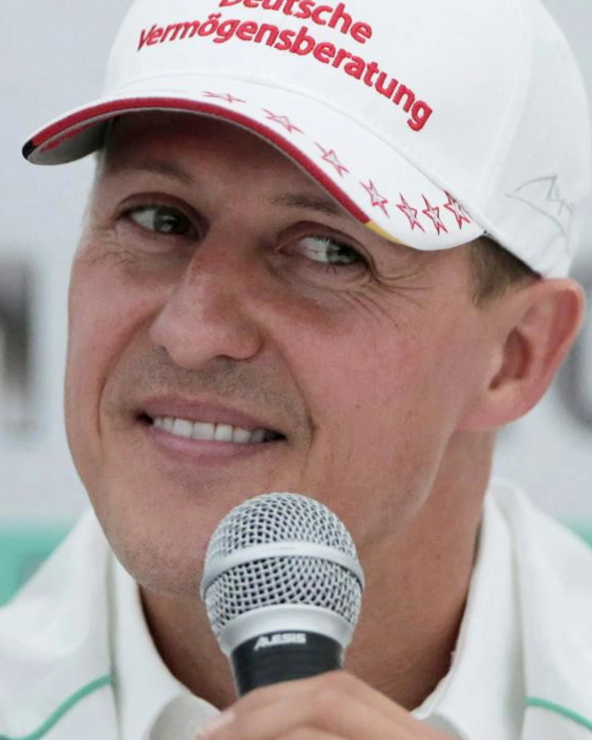 Michael Schumacher, segnale di vita: ecco cosa ha firmato