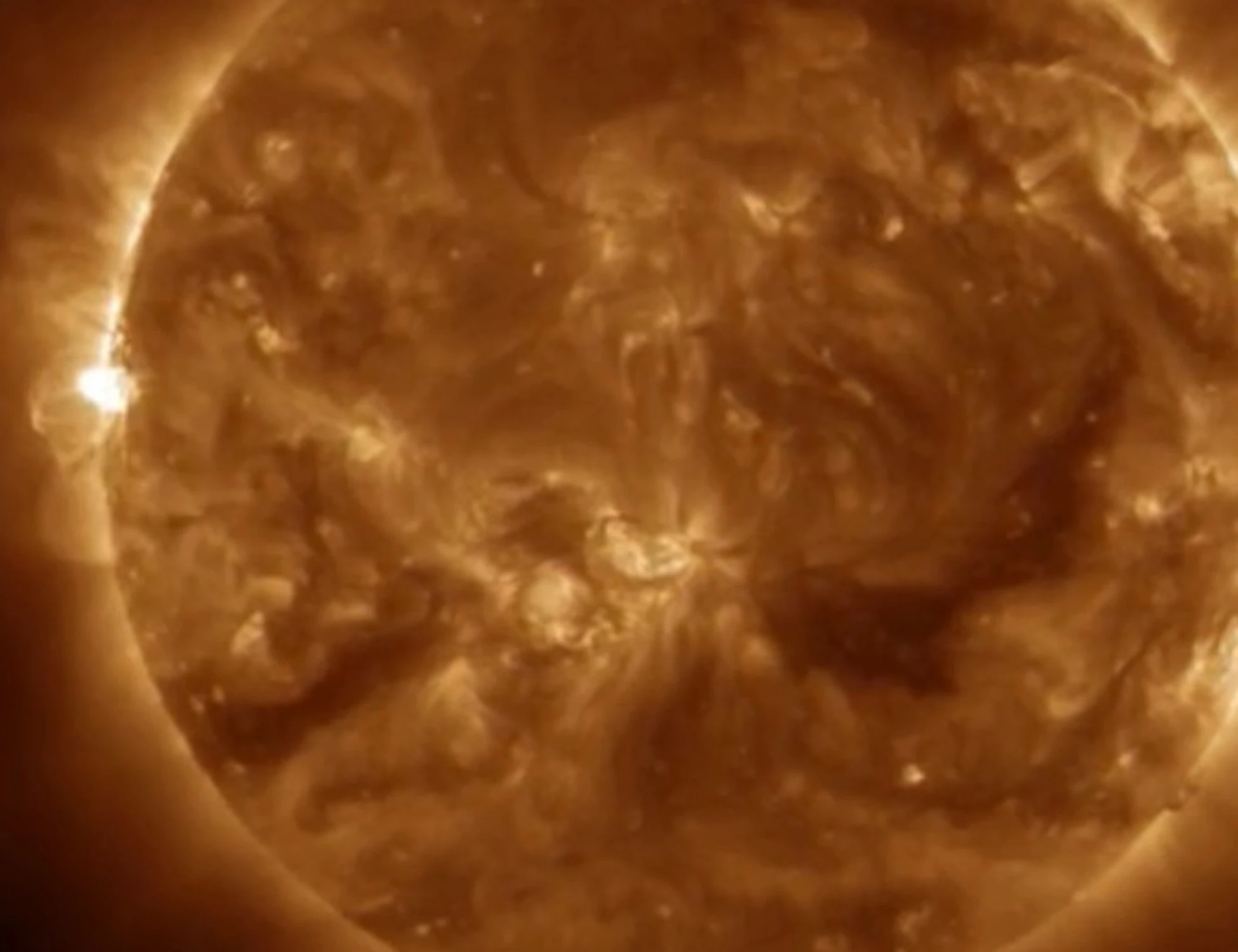 Tempesta geomagnetica, "è in corso": cosa sta succedendo