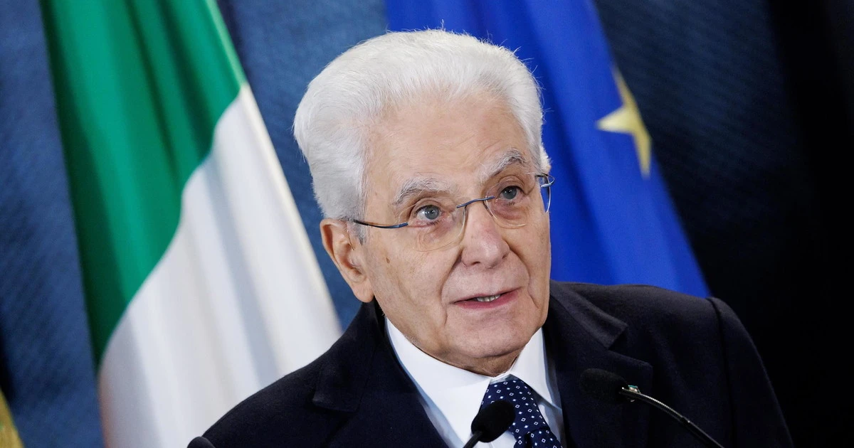 Mattarella: "Libertà di stampa fondamentale, assunzione di responsabilità dai giornalisti"