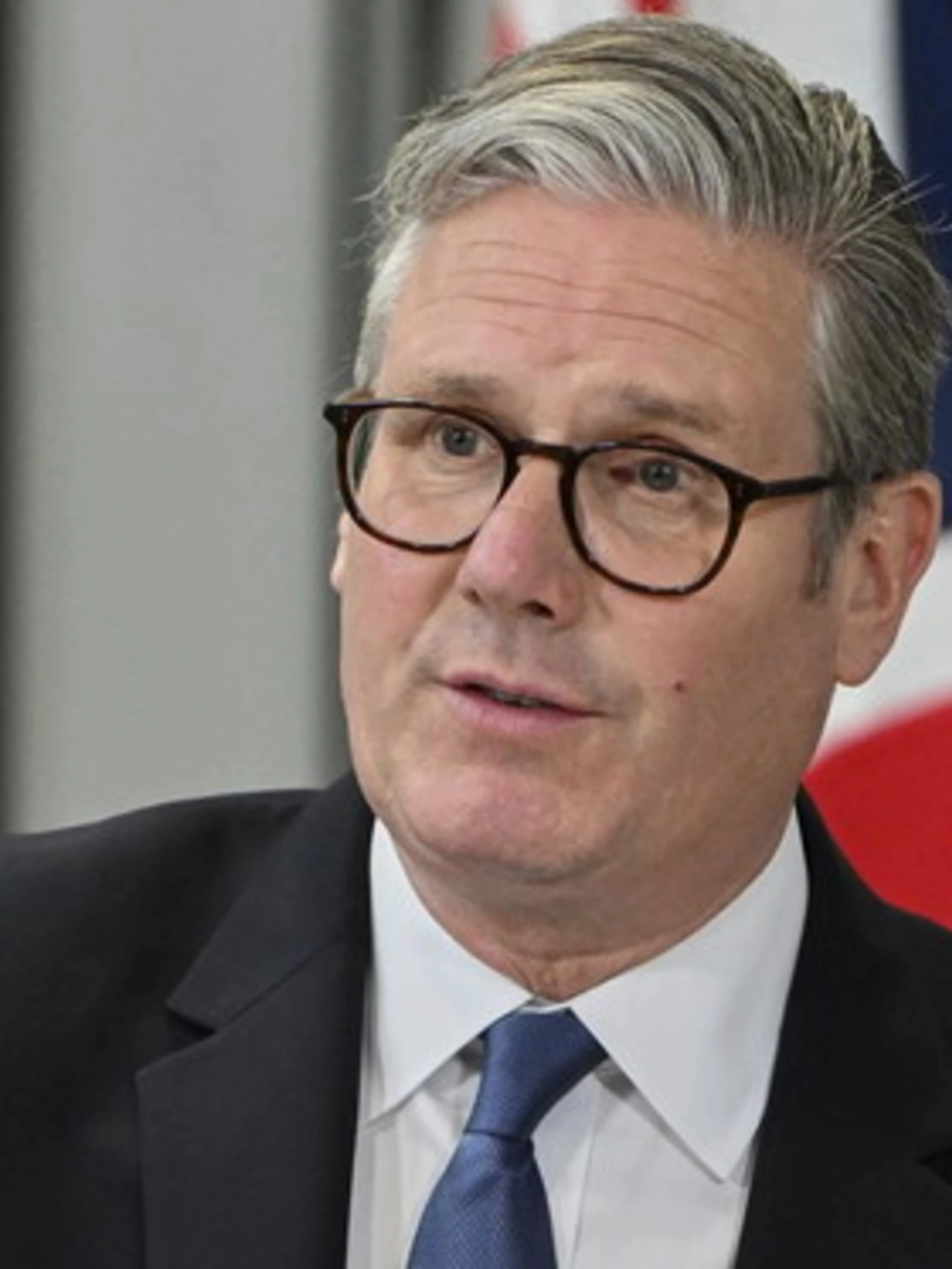 Keir Starmer, casa bruciata: a processo 3 spie di Putin