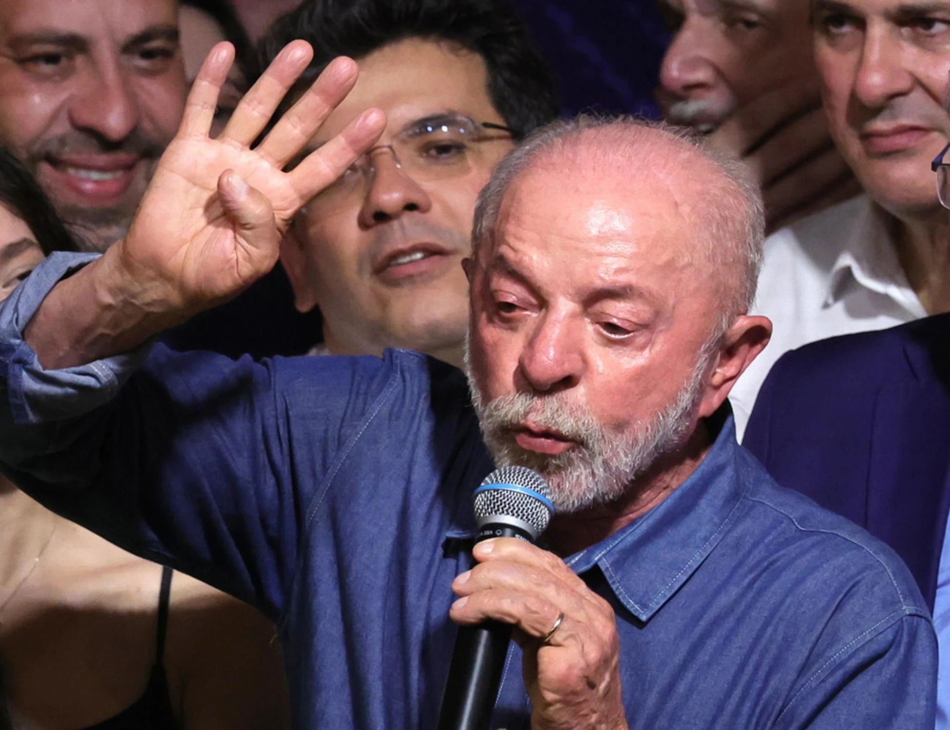 La sinistra esulta a caso per Lula (Borsa a picco) e la Serbia (che si tiene la politica nazionalista)