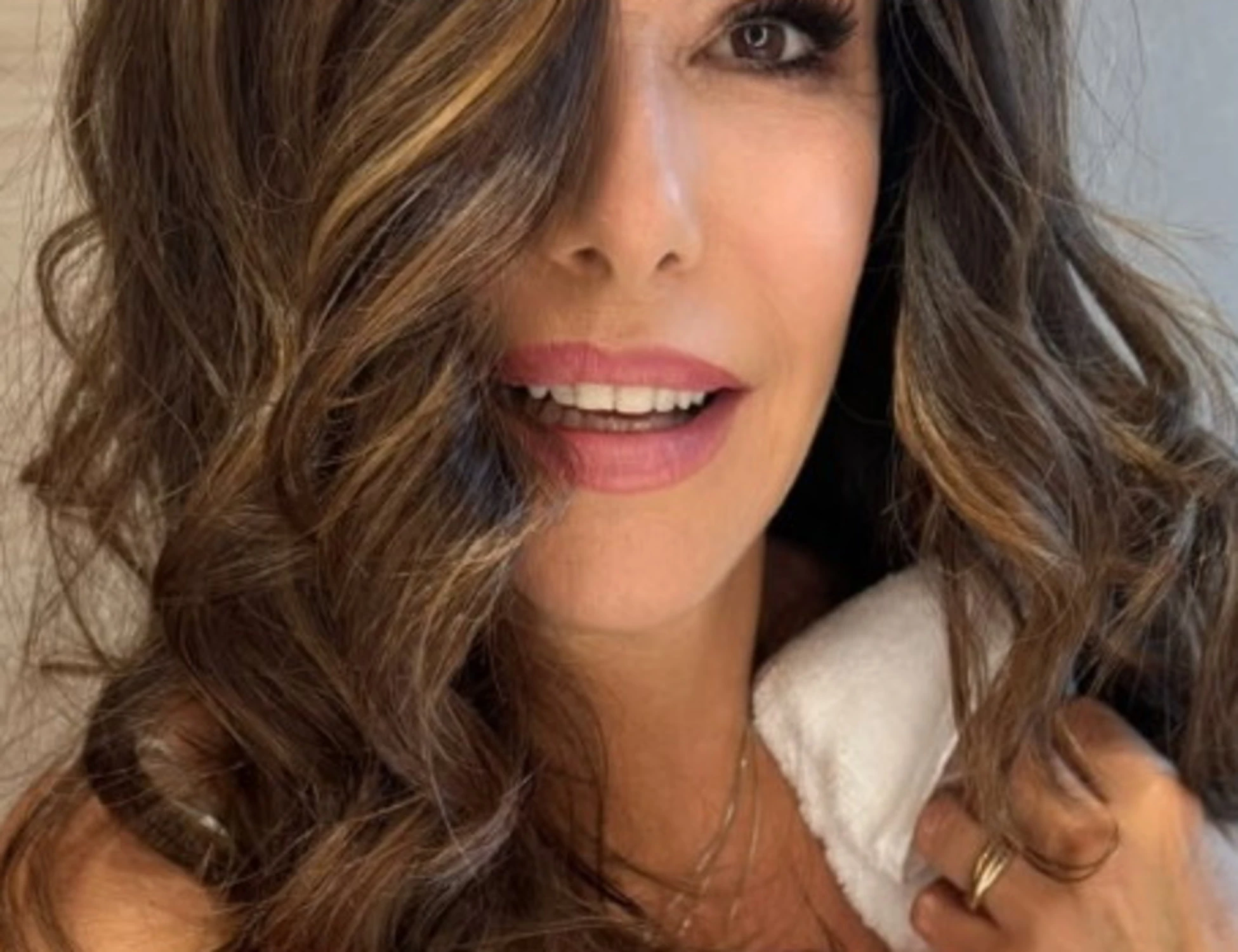 Emanuela Folliero, la foto in intimo sconvolge i social