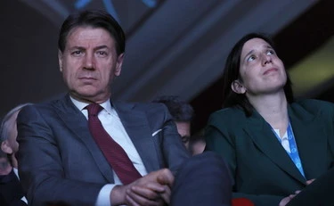 Schlein risponde a Conte: "Non funziona così. Adesso concentriamoci sui fallimenti del governo"