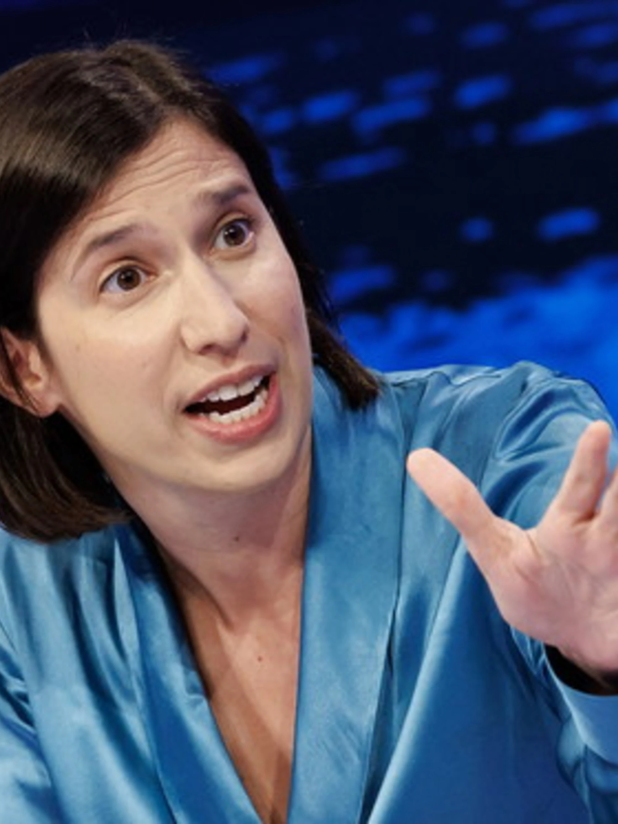 FdI azzera Elly Schlein: "Prima dovresti trovare il popolo"