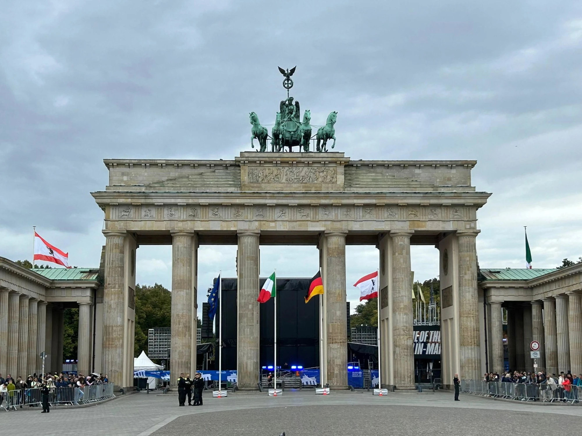 Berlino, torna il suono agghiacciante delle sirene d'allarme