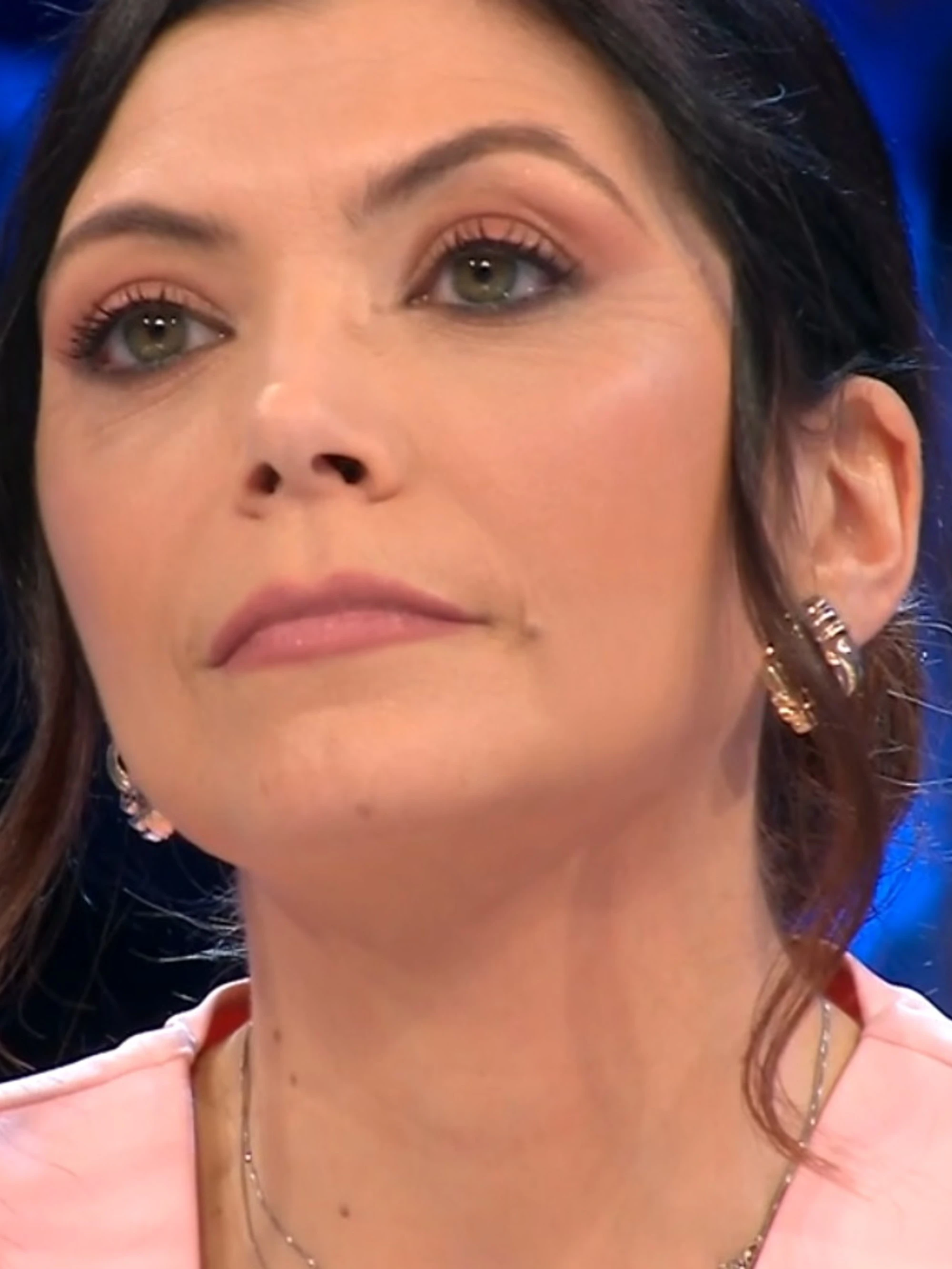 Affari Tuoi, clamorosa voce su Eleonora dopo la puntata: "Farà dormire Giacinto sul divano"