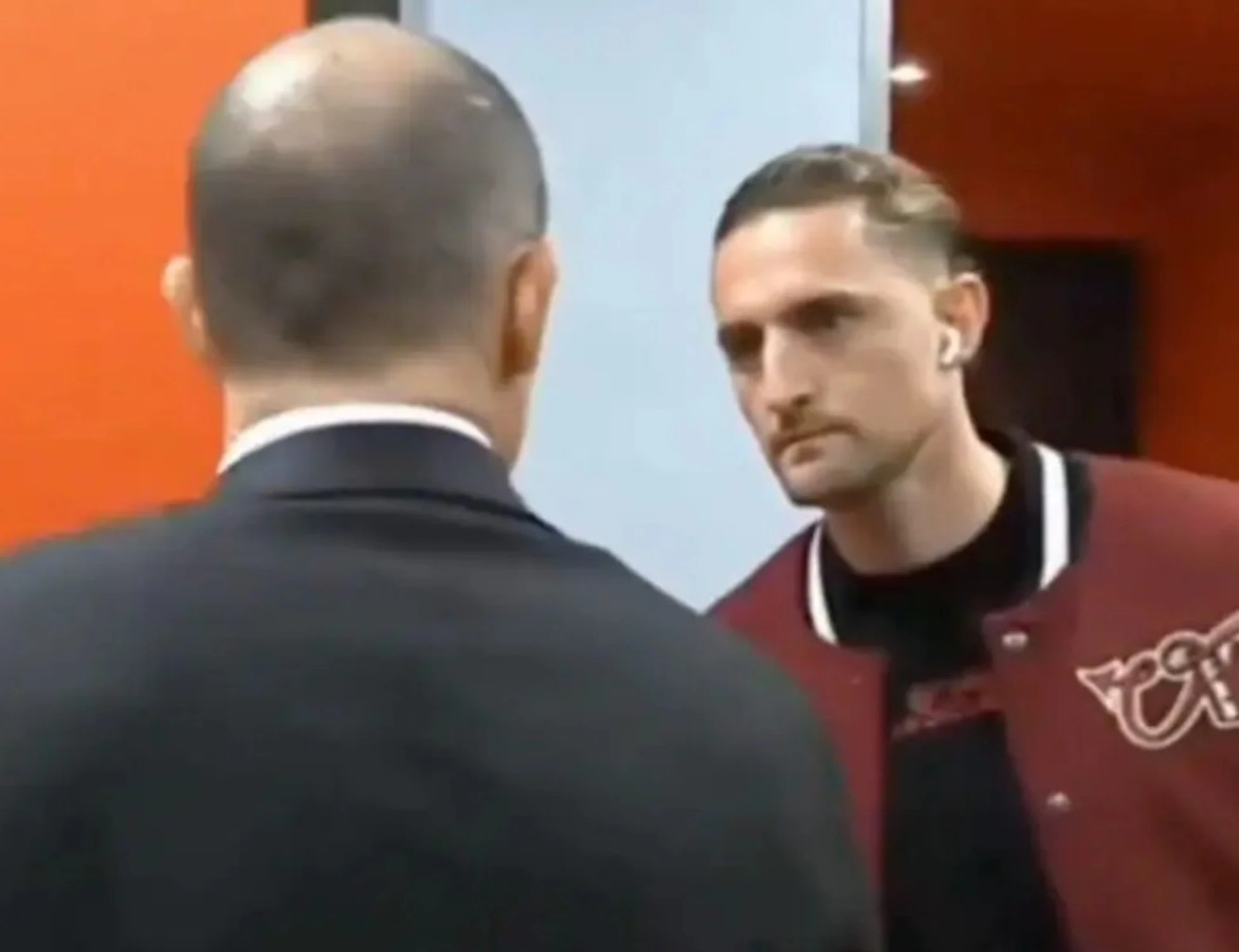 Milan, clamoroso: ecco cosa ha sussurrato Allegri a Rabiot