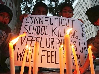 Usa, il padre del killer: ''Anche noi ci chiediamo il perché di questo orrore''