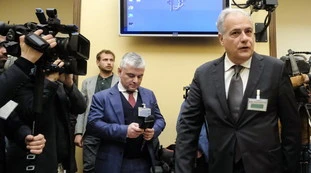 Ilaria Salis, il padre: "Il pestaggio? In Italia sarebbe un reato minore"