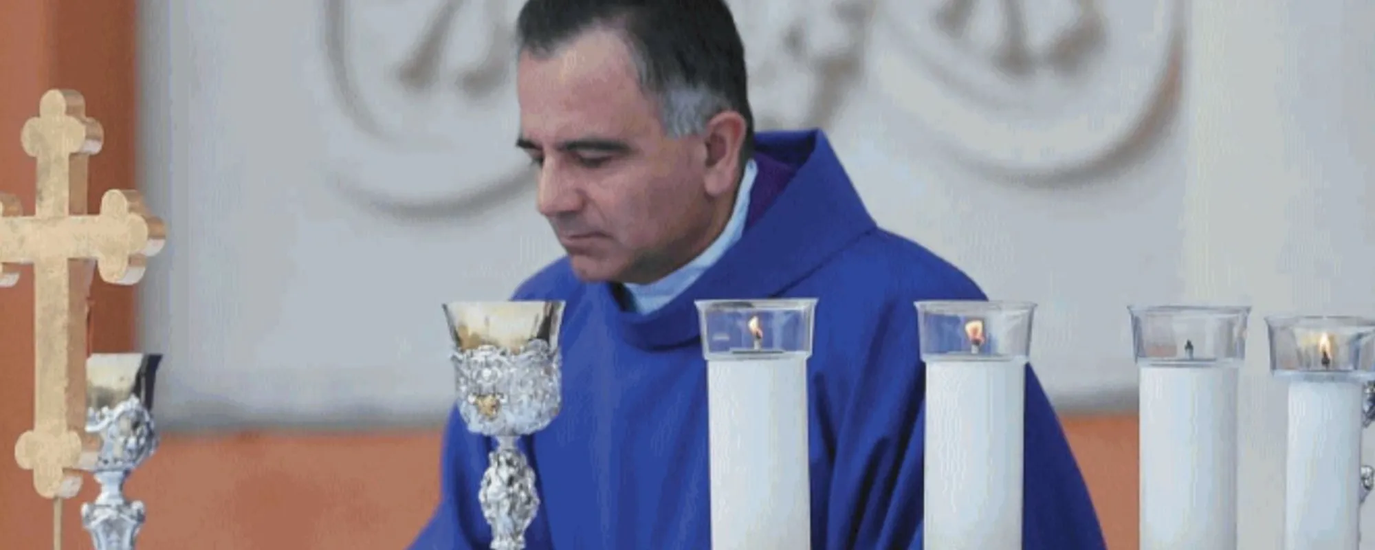 Leggi l'articolo: "È italiano, non c'è un problema": l'arcivescovo soccorre El Koudri