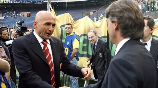 Italia, il generale Spalletti incolla i cocci del caporale Mancini