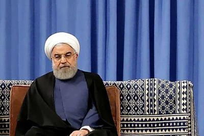 Khamenei: "Usa affonderanno come il Titanic"