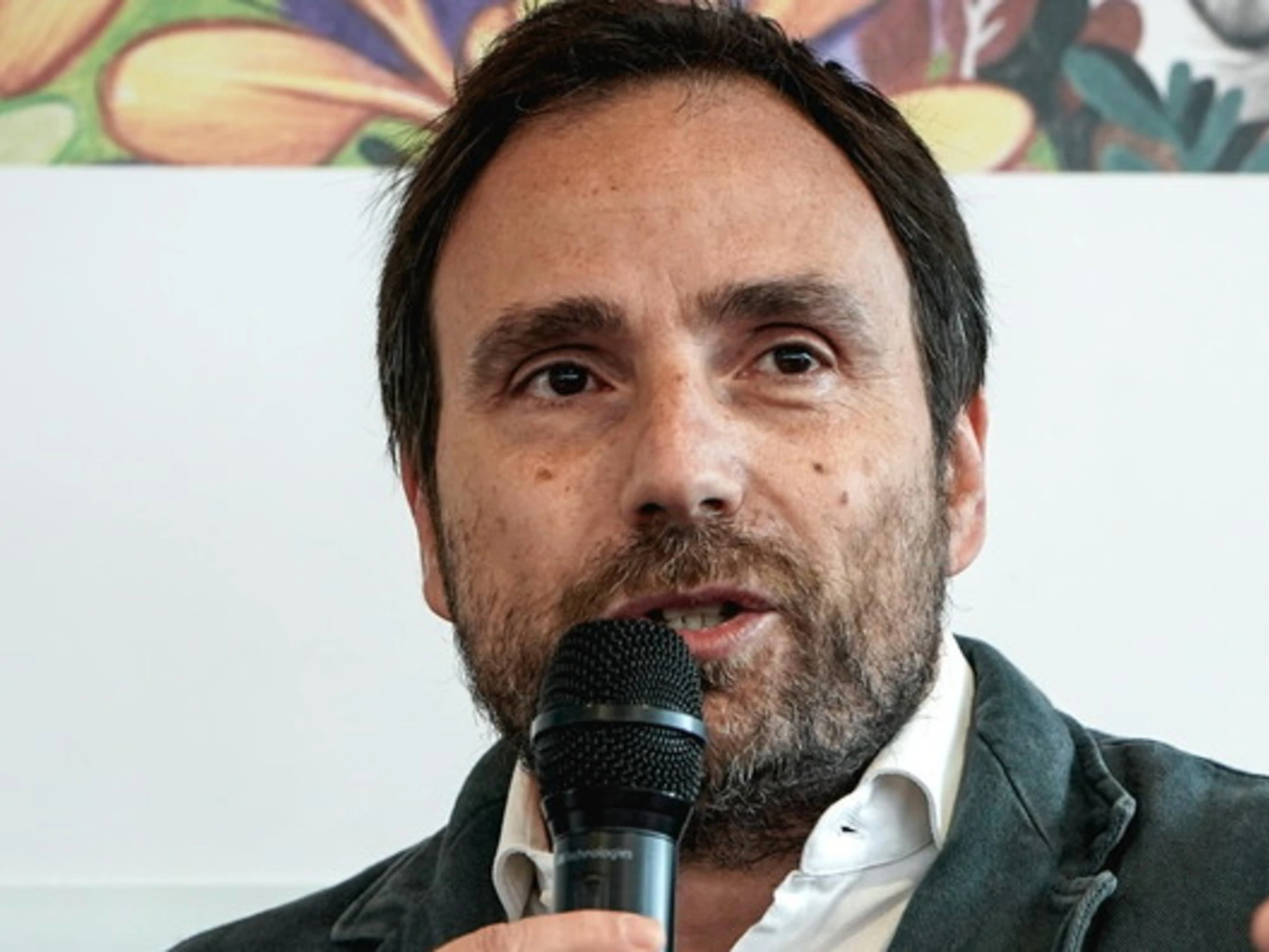 Repubblica, il primo fondo di Cappellini: "Siamo uguali, ma diversi". Tutto lo snobismo sinistro
