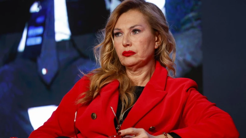 BIANCOFIORE (C’I): SCHLEIN ALLUCINANTE CONTRO MELONI, PSE PRENDA DISTANZE