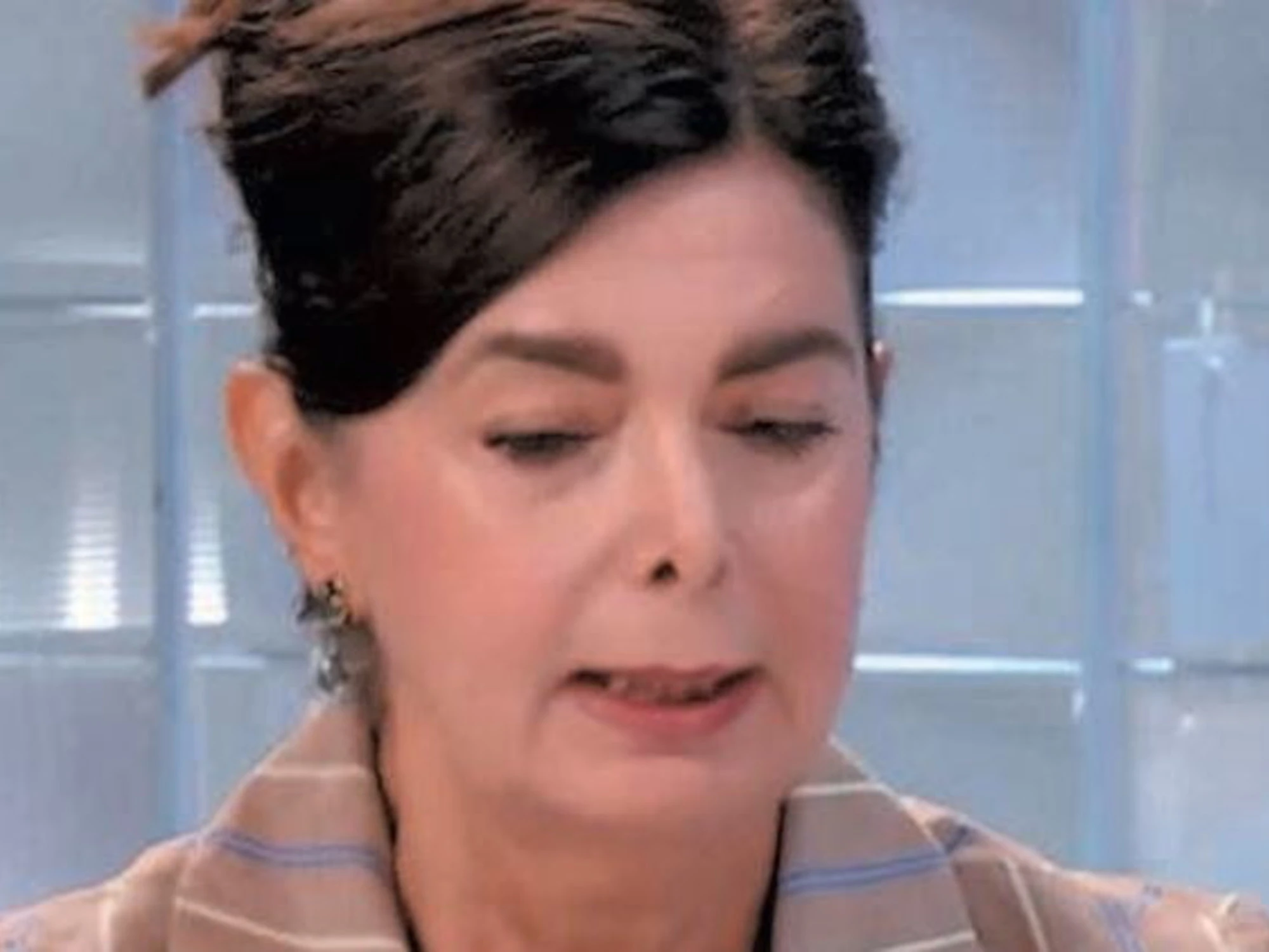 "Cara Boldrini, remigra e porta a casa"