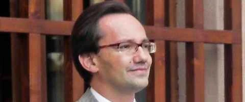 Il prof di Saluzzo torna libero grazie alla buona condotta: aveva abusato di alcune allieve
