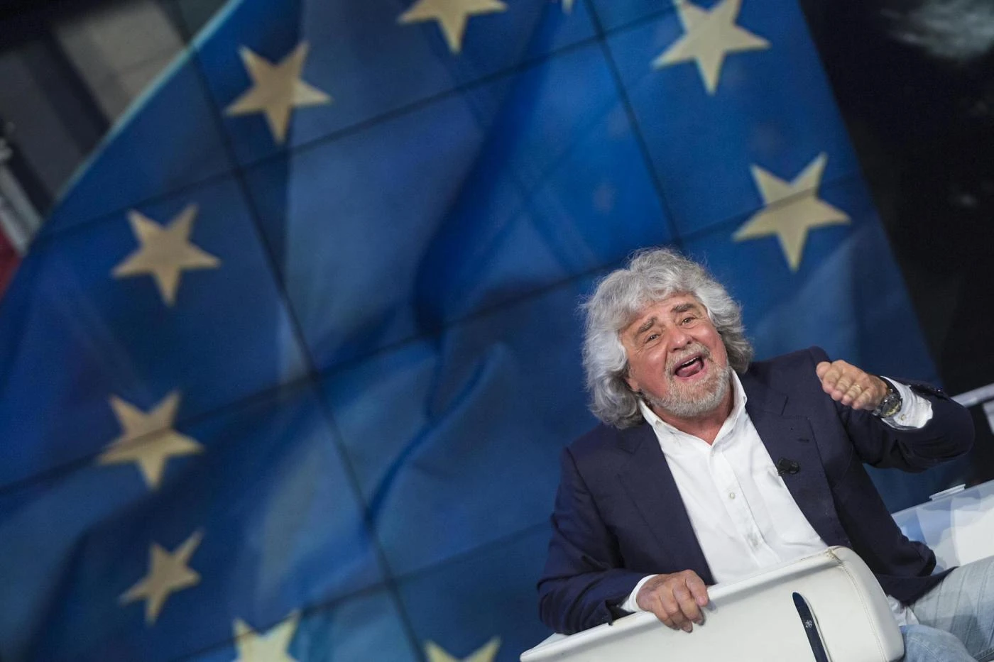 Beppe Grillo, i dilemmi dei Cinque Stelle: se non si fa un governo solido, si torna subito alle elezioni