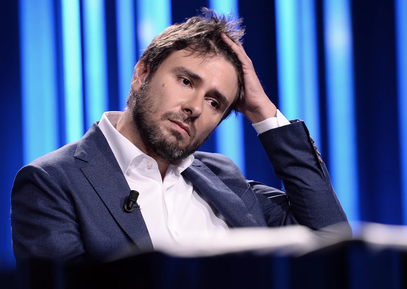 Alessandro Di Battista, segnali inequivocabili. "Hai 24 ore, prendere o lasciare": salta l'inciucio?