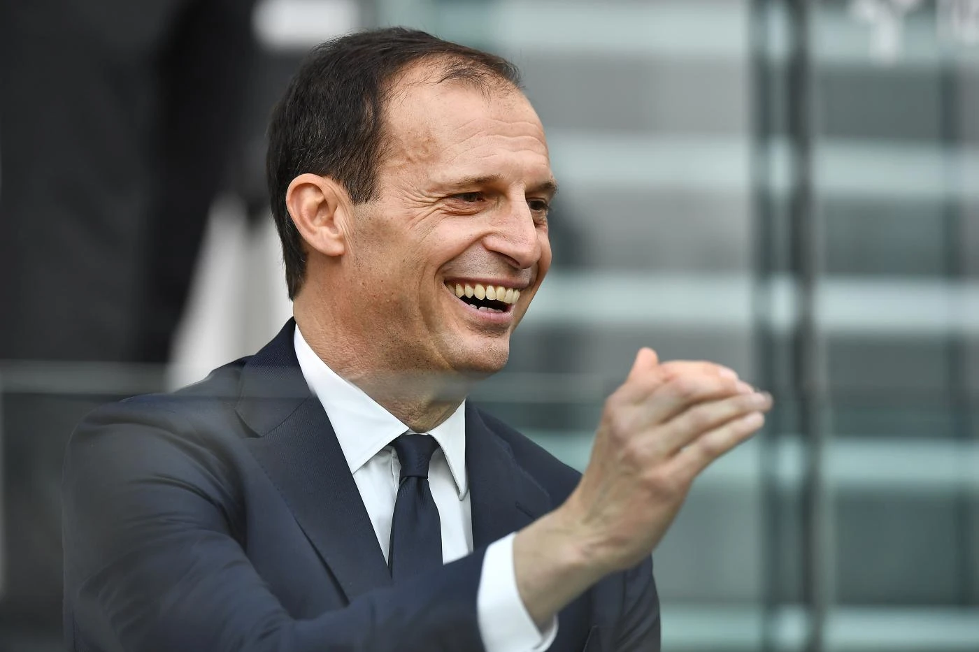 Massimiliano Allegri spacca la Juventus, stop al mercato: le ultime voci da Torino