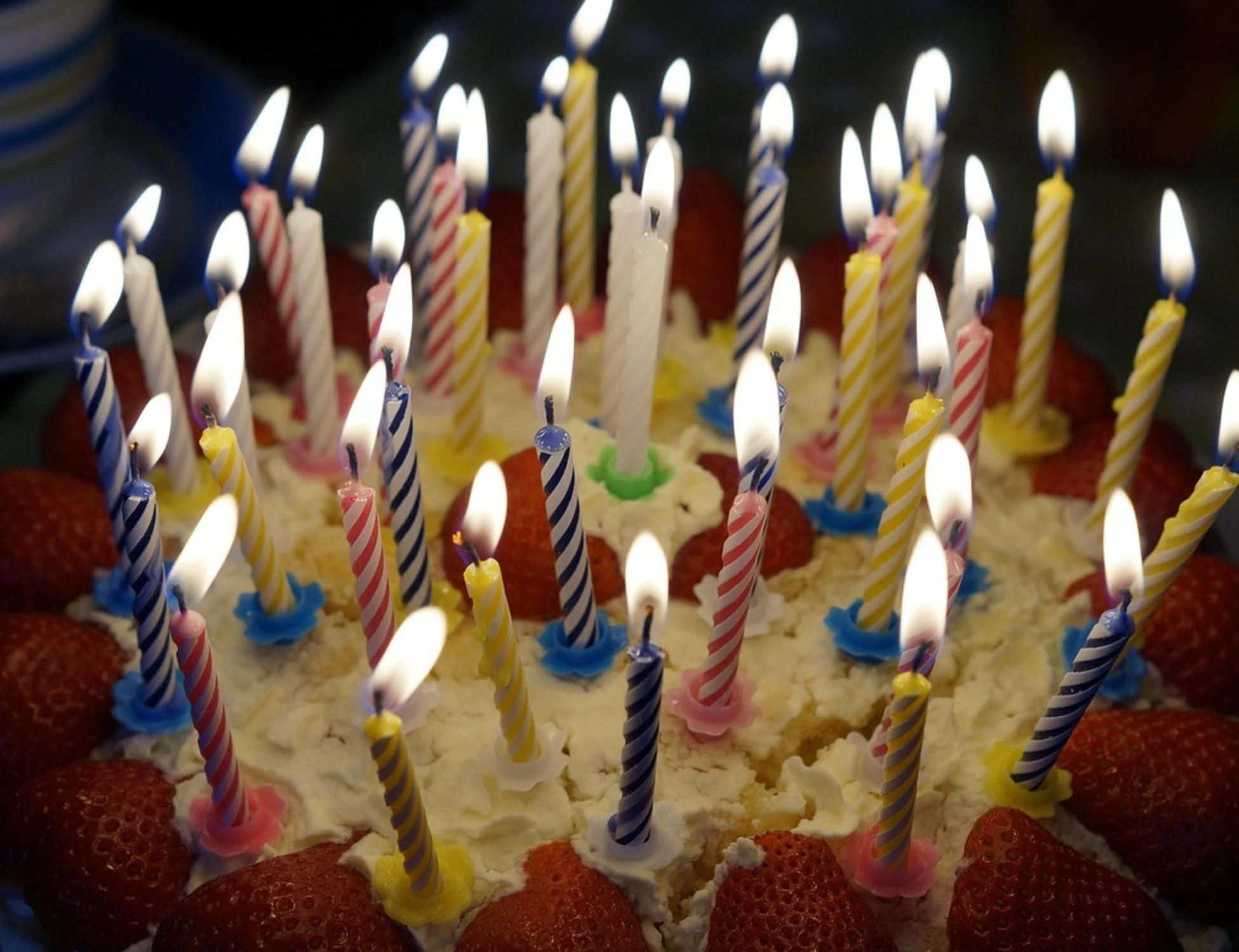 Roma, 3 bimbi stranieri massacrano di botte un bimbo alla sua festa di compleanno