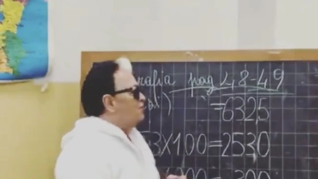 750x727