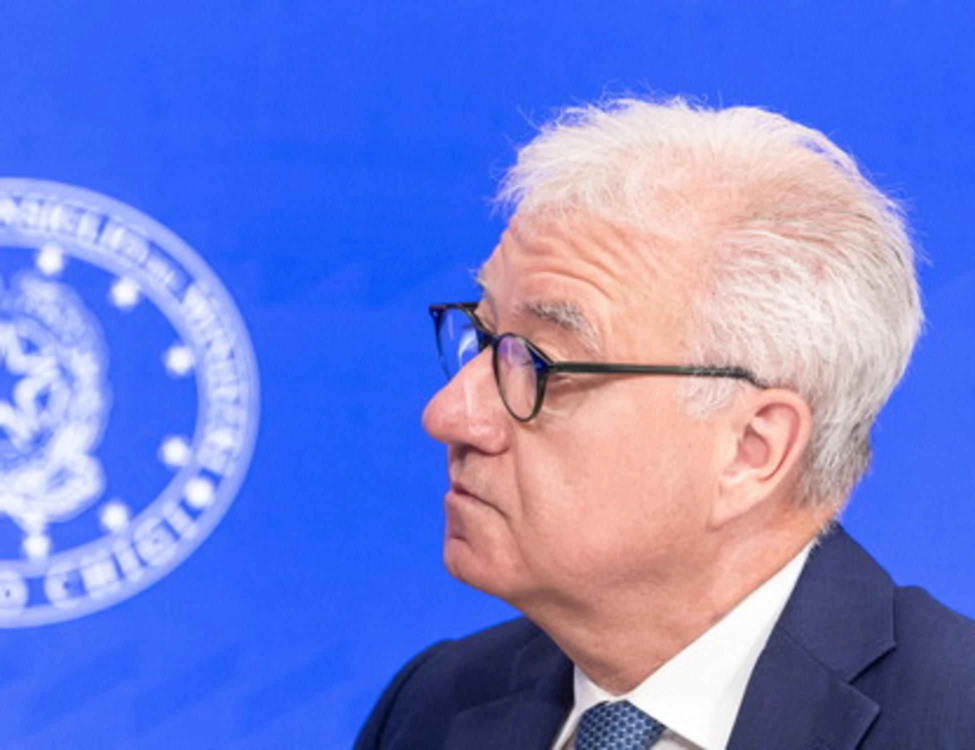 Manager truffati dal falso Mantovano: l'ultima frontiera del furto