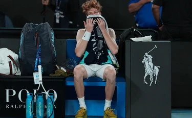 Jannik Sinner contro Djokovic, "non ci riesce": la mazzata di Laura Golarsa