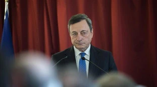 Mario Draghi, aspro confronto con Ursula von der Leyen: "Vaccino, pretendiamo il rispetto dei contratti"