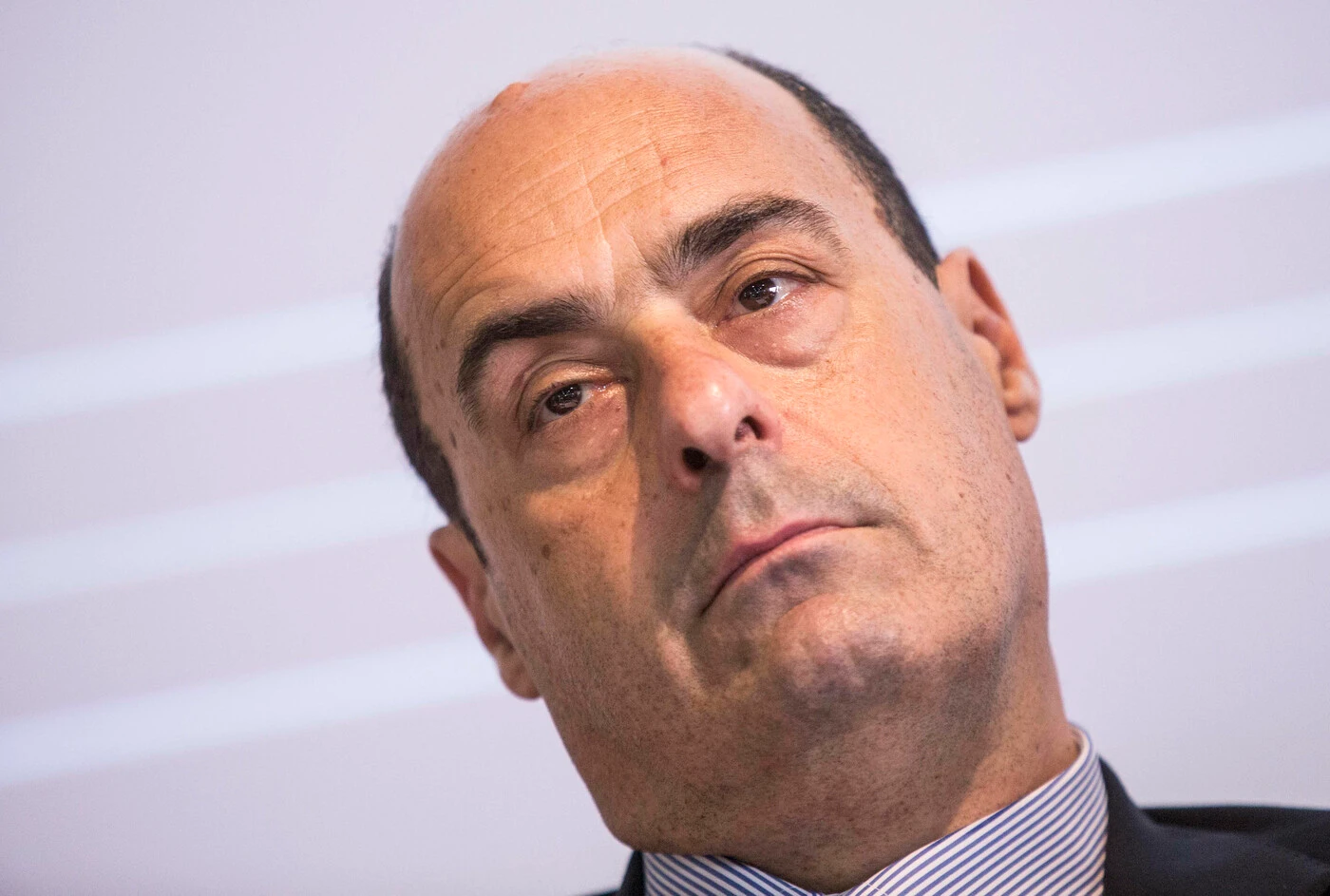 Matteo Salvini, Nicola Zingaretti delira: "Quel giullare buffone deve portare rispetto all'Inno di Mameli"