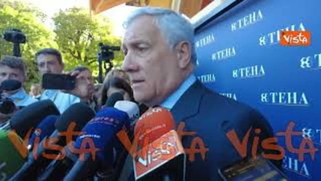 https://media.liberoquotidiano.it/wuVBhaYoQf-oocqU4I0Qj5gP0hBg0A-UG270B-LzQKM/width:800/quality:90/aW1hZ2VzLzIwMjUvMDkvMDUvMTczMzQwOTY2LWVkYjQxYWZiLTZhYjAtNDAzNC04MWI4LWI4MTFhNjc5YTIwMy5qcGc.webp