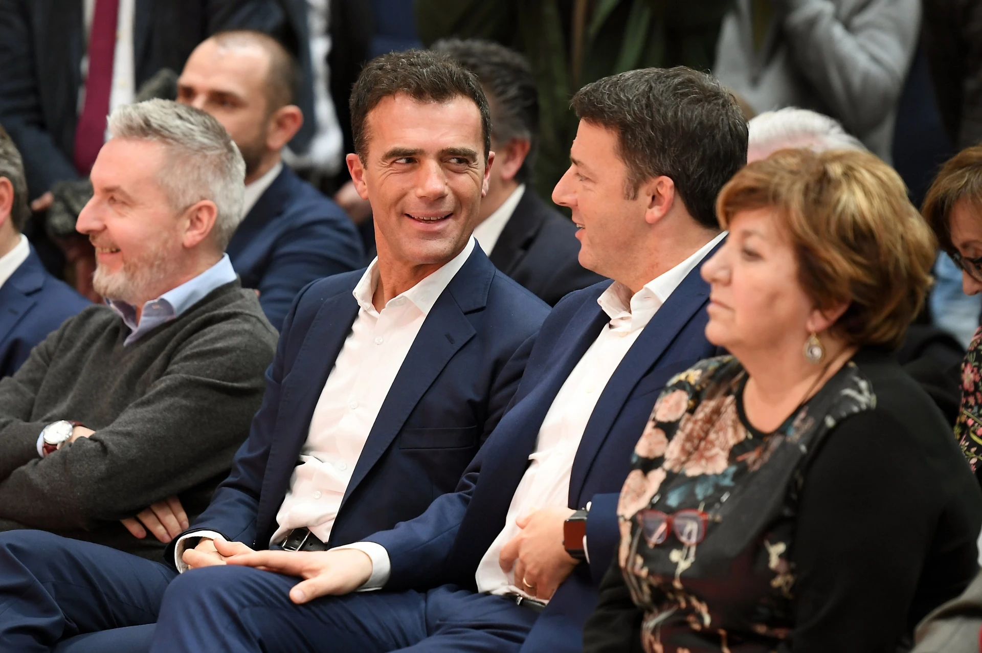 Matteo Renzi e Sandro Gozi a un evento del Pd