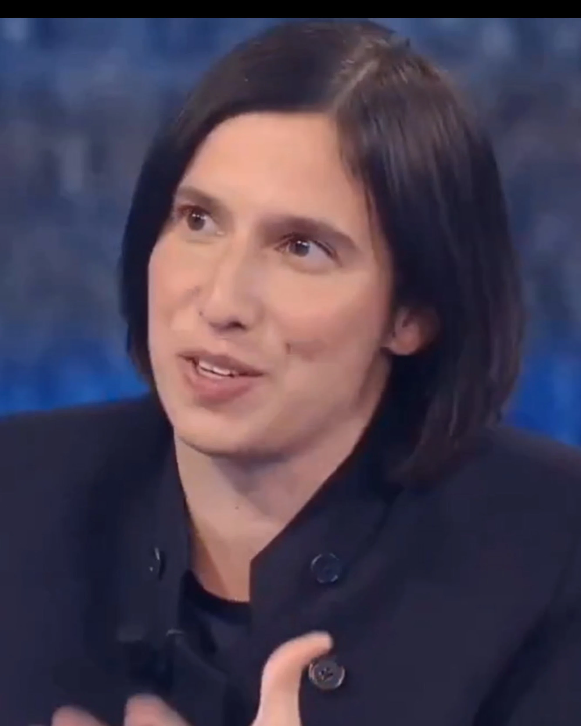 Elly Schlein e gli espatriati? Piove la smentita: contro Meloni solo fango