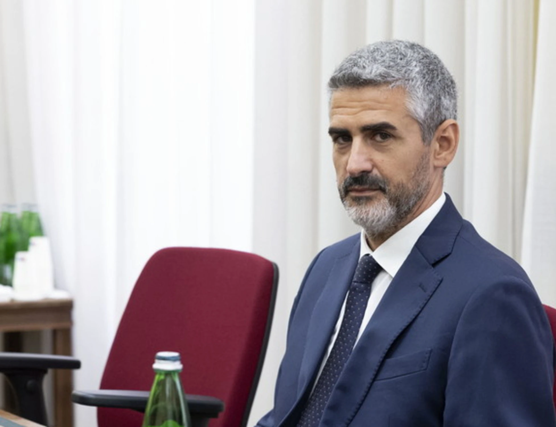 Covid, audizione a sorpesa in Commissione: "Fraccaro ha confermato di aver taciuto su mascherine inidonee"