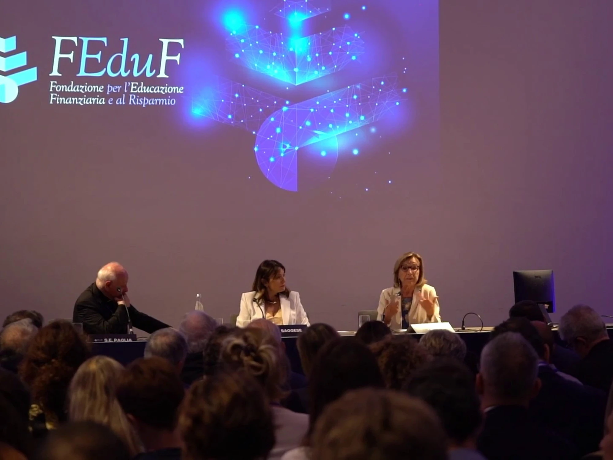 L'educazione finanziaria rafforza la coesione sociale