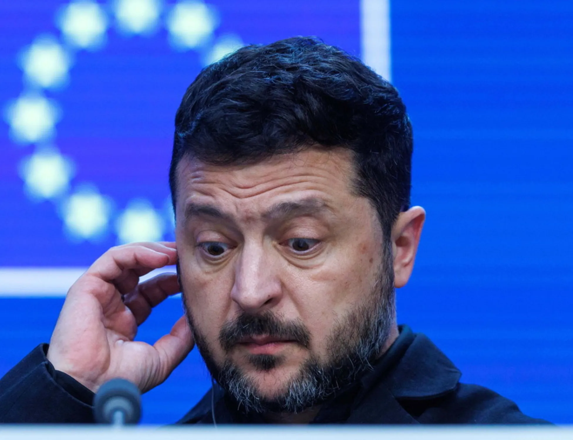 Leggi l'articolo: Trump sospende le sanzioni alla Russia. "Momento storico", Zelensky ed Europa mollati