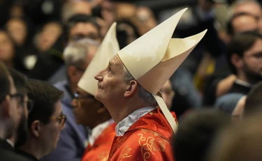 Zuppi, la bacchettata sul Conclave: "Più fuori che dentro"