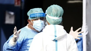 Coronavirus, bollettino 29 luglio: oltre 6mila contagiati e 19 morti, sono cifre da quarta ondata