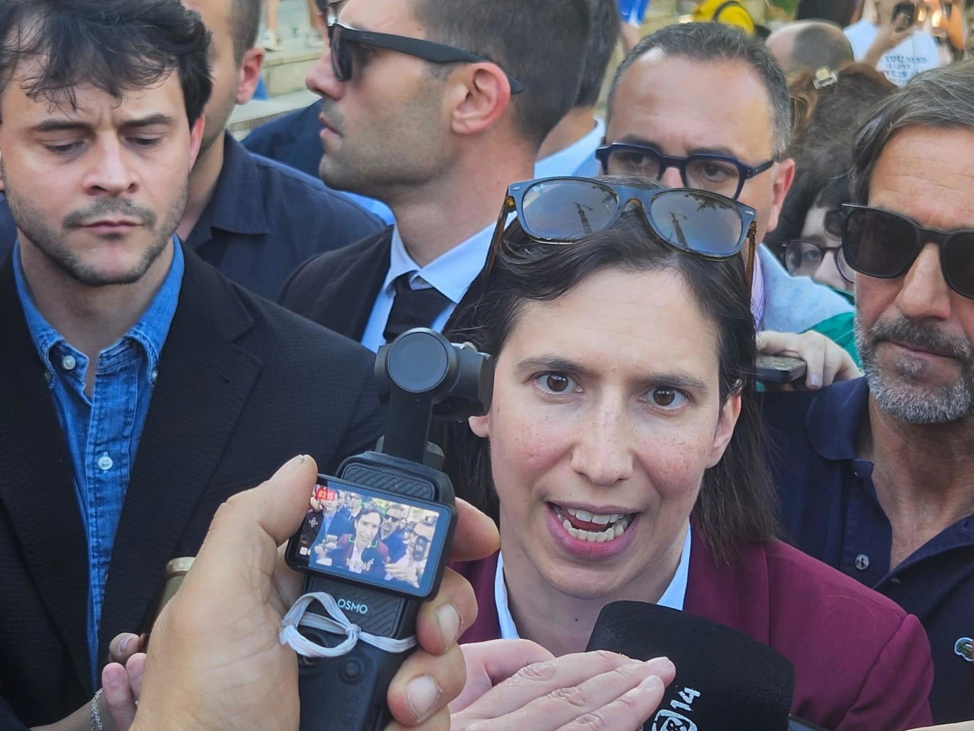 Disastro Elly Schlein dopo la batosta elettorale: cosa sta succedendo nel Pd