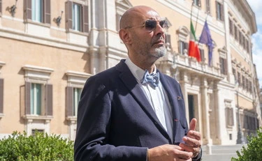 Famiglia nel bosco, un terremoto legale: l'ex senatore Simone Pillon nuovo avvocato difensore