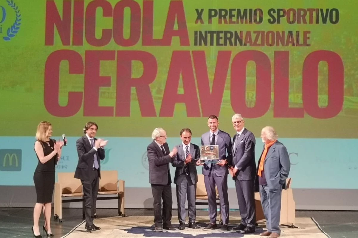 CALCIO: PREMIO CERAVOLO A BARZAGLI "NUOVO TECNICO JUVE? SARÀ VINCENTE"