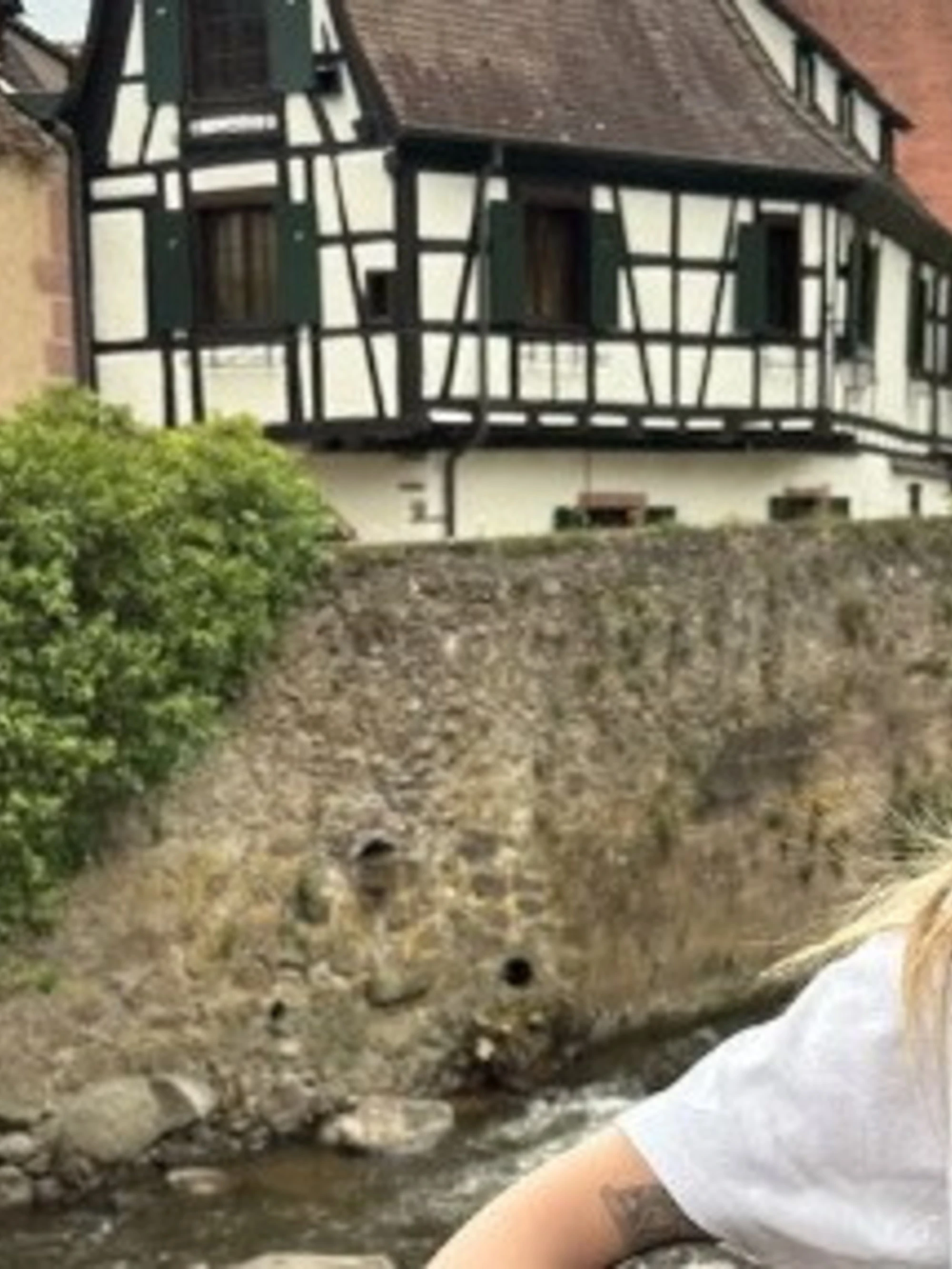 Chiara Ferragni in Alsazia, chi abbraccia: bomba su Fedez?