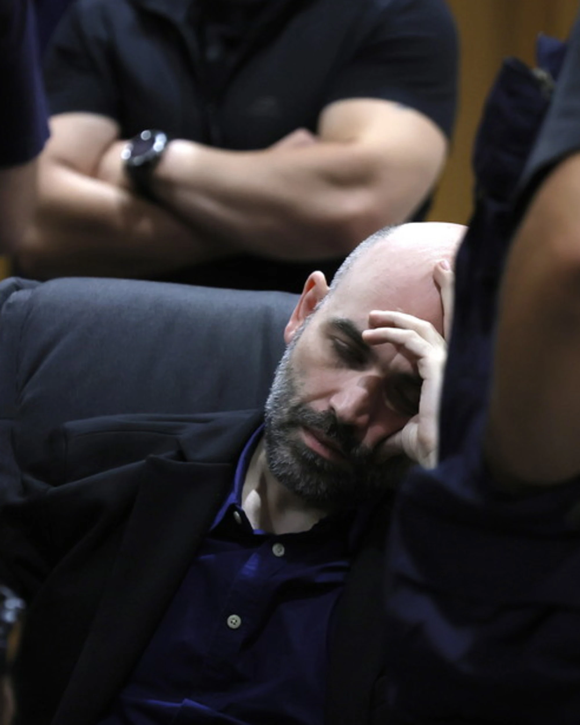 Roberto Saviano, l'ultimo piagnisteo: "Tanti biscotti, come a un bambino"