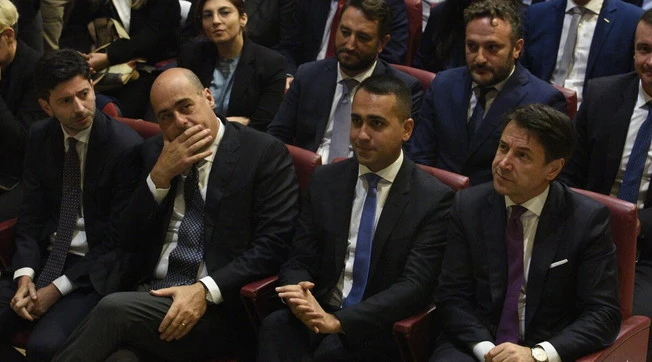 Carlo De Benedetti a Otto e mezzo: "Se il Pd perde Toscana e Puglia è colpa di Renzi. Zingaretti e Conte a casa"