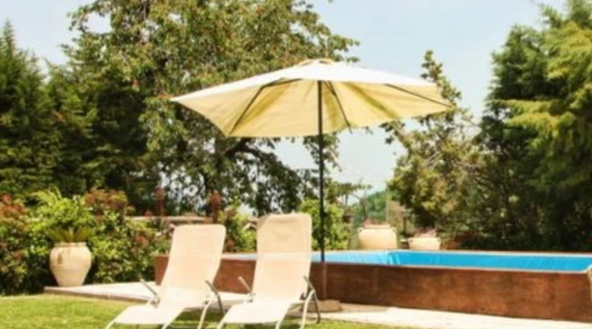 Giuseppe Grieco morto a 7 anni nella piscina dell'agriturismo: s'indaga per omicidio colposo