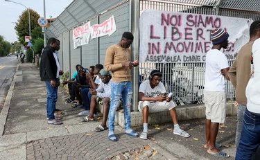 https://media.liberoquotidiano.it/xKuLf3ANDRXnPdMRvmSEBcMjuxBqmJ_4HF90JdV0Vnk/width:800/quality:90/aW1hZ2VzLzIwMjYvMDUvMzAvMTMzODI4NDQ5LTViOTYzNjZmLTU1ZGItNGY5Yi04NjE5LTZmOGMwNDdlMjk5Ny5qcGc.webp