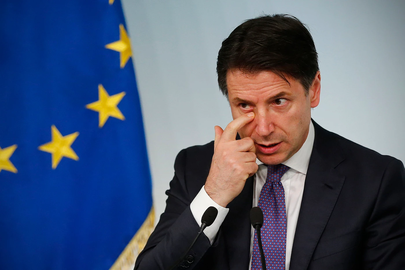 Giuseppe Conte, la soffiata di Bisignani: "Disastro completo, dopo Mattarella l'ha sfiduciato anche lui"