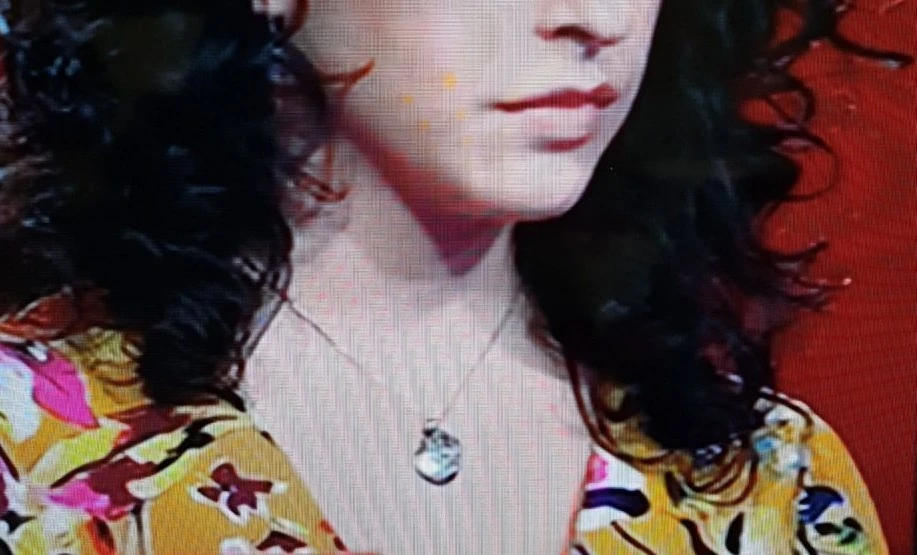 L'Eredità, terremoto sexy: Laura entra in studio così, la meraviglia che lascia di stucco Flavio Insinna